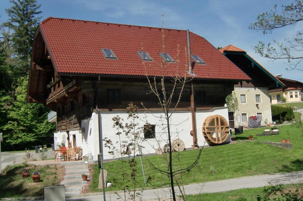 Heuholzmuehle Privatzimmer Elixhausen Luaran gambar